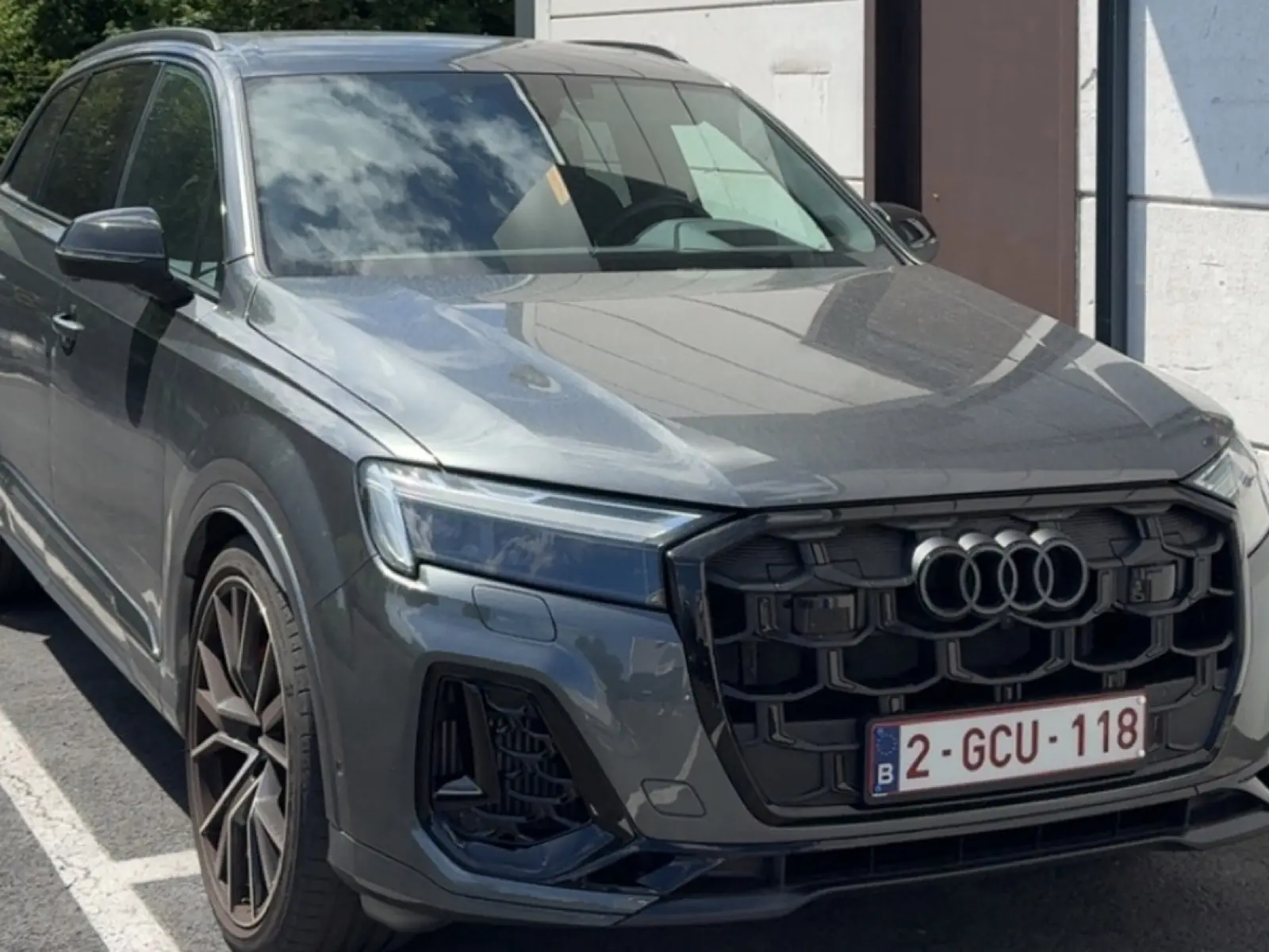 Na: Audi SQ7 volledig gereinigd